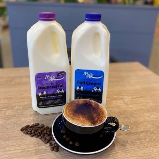 Decisions, decisions! Which delicious Fleurieu Milk will you choose for your coffee today? If you’re around Golden Grove this weekend, drop into Café De Grove for a delicious Fleurieu Milk coffee. Image: @cafedegrove